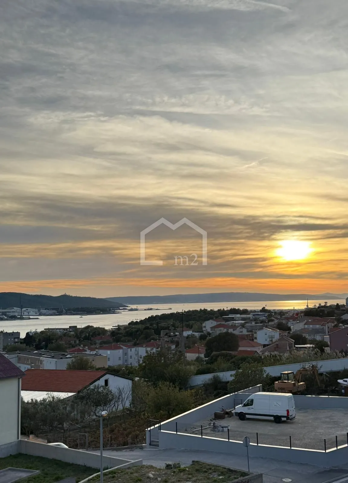 dvoetažni stan s garažom - novouređen - slika 15