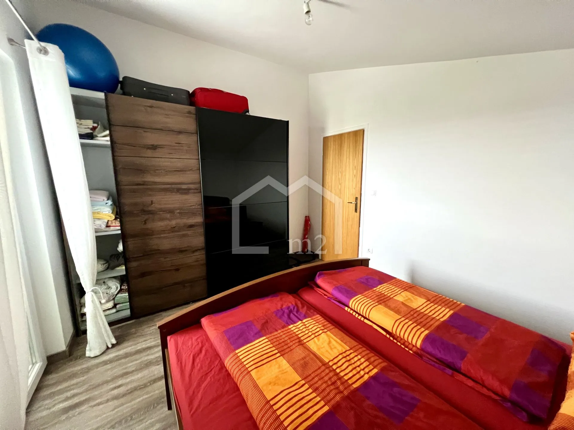 kuća - velika okućnica i pogled na more - slika 35