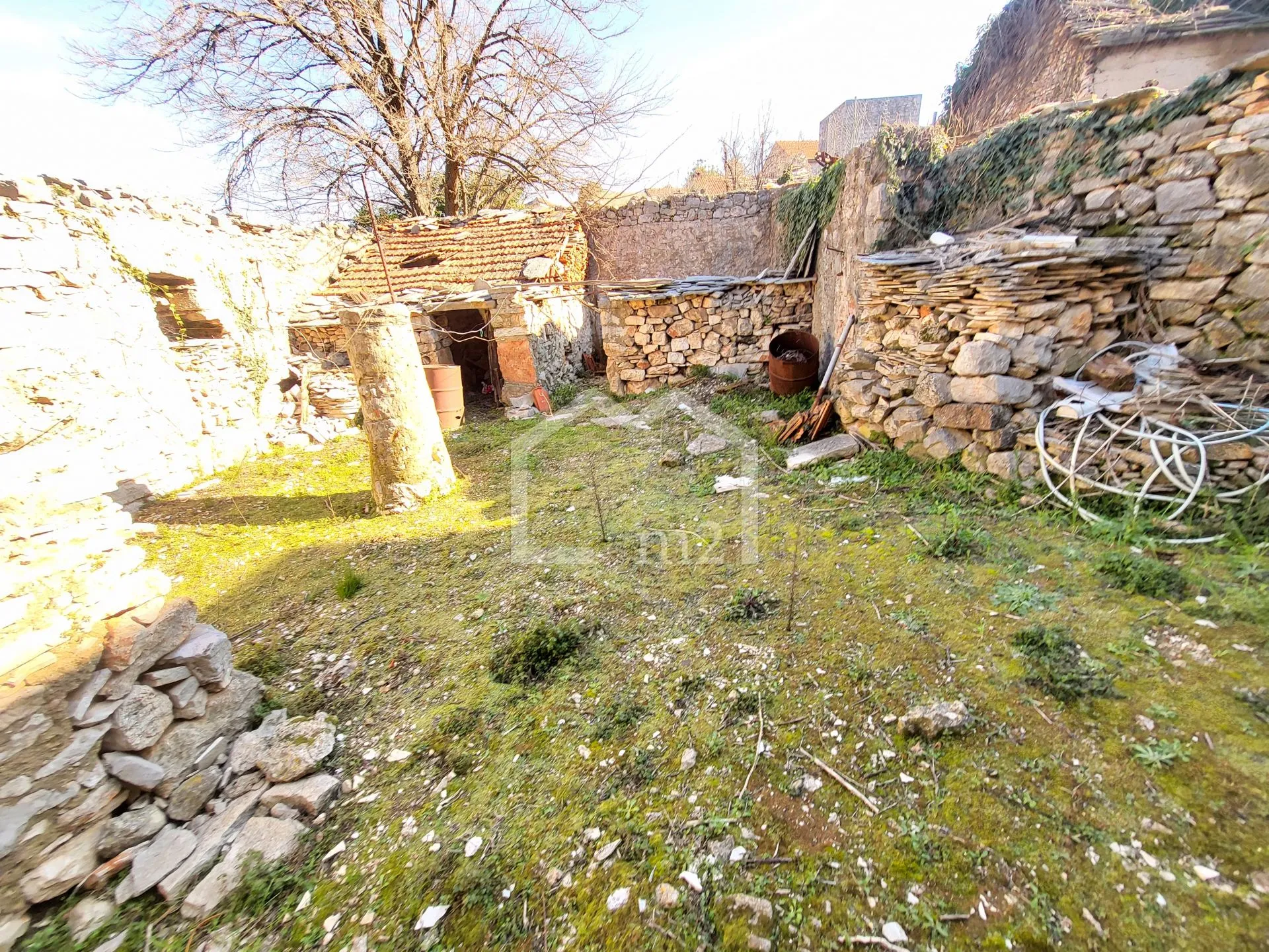 hvar,vrbanj,stare kuće - slika 14