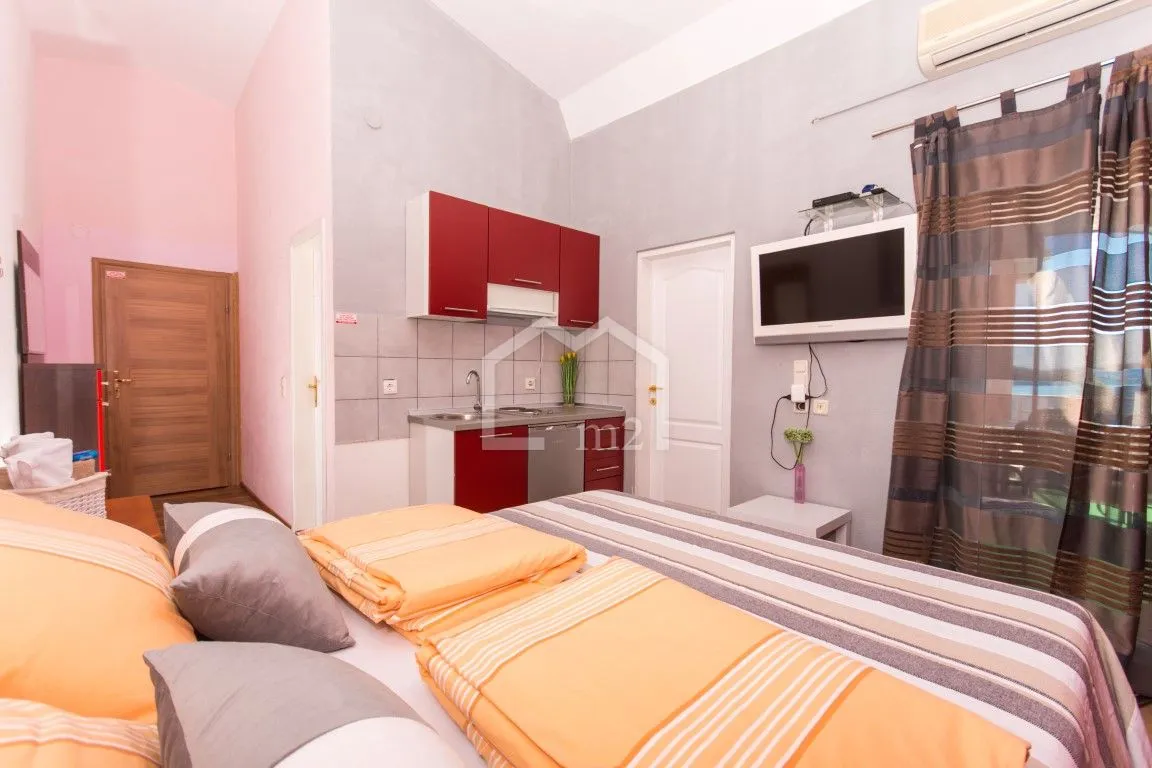 apartmanska kuća bazen i blizina mora - slika 27