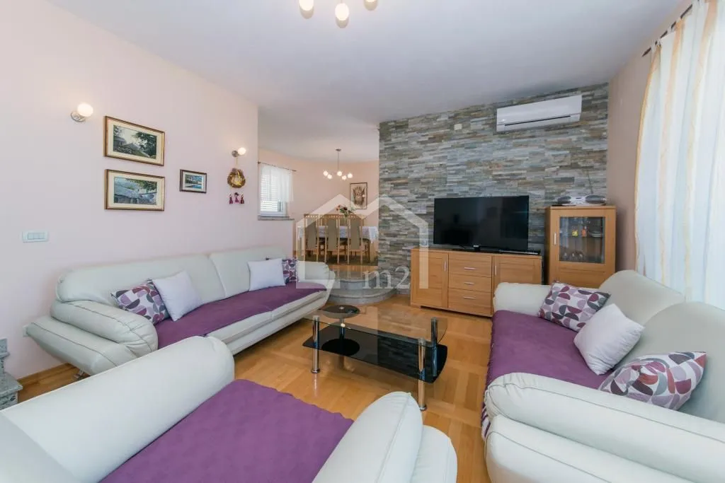 samostojeća vila,makarska - slika 33