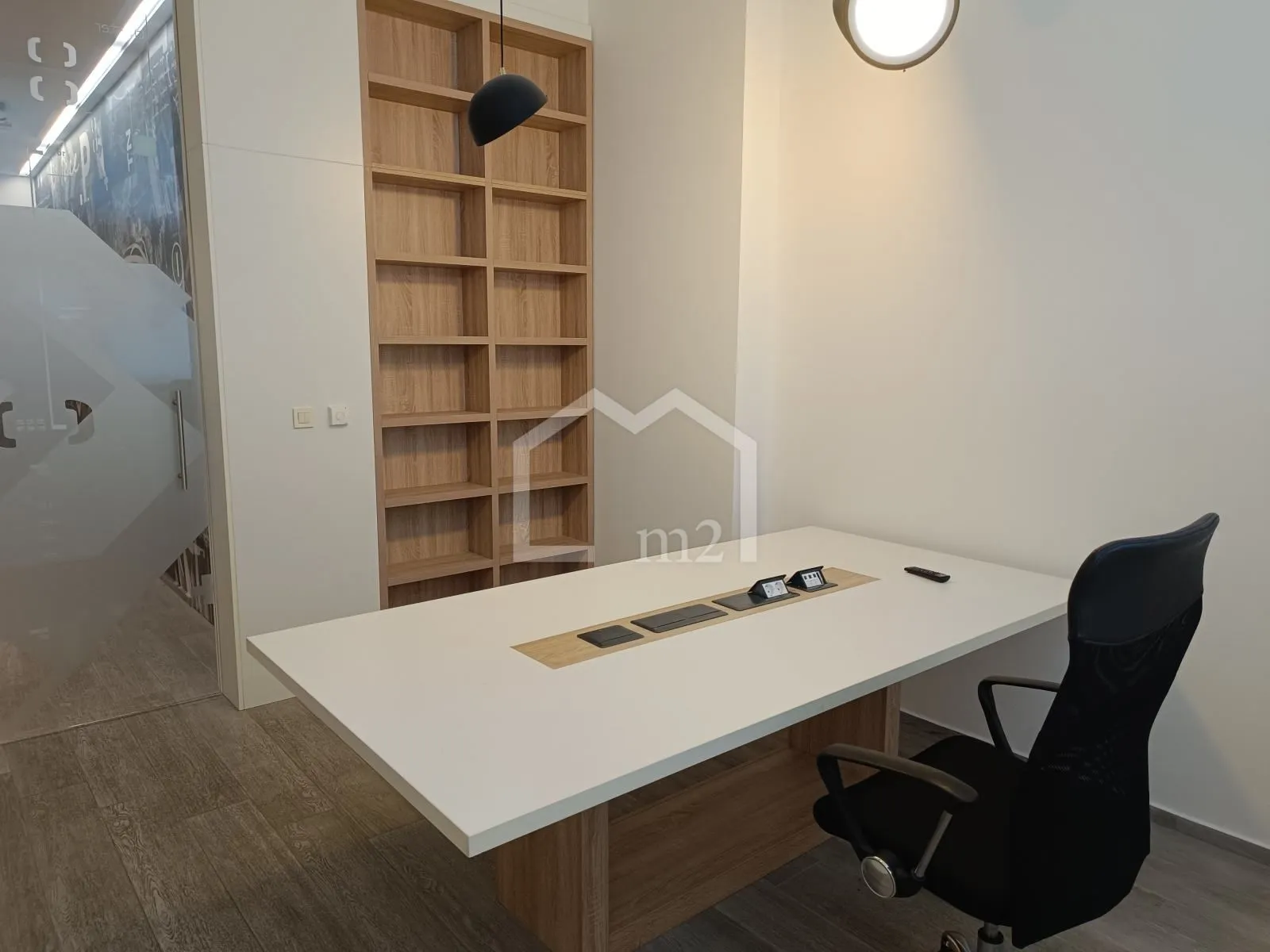 moderno uređen uredski prostor - slika 5