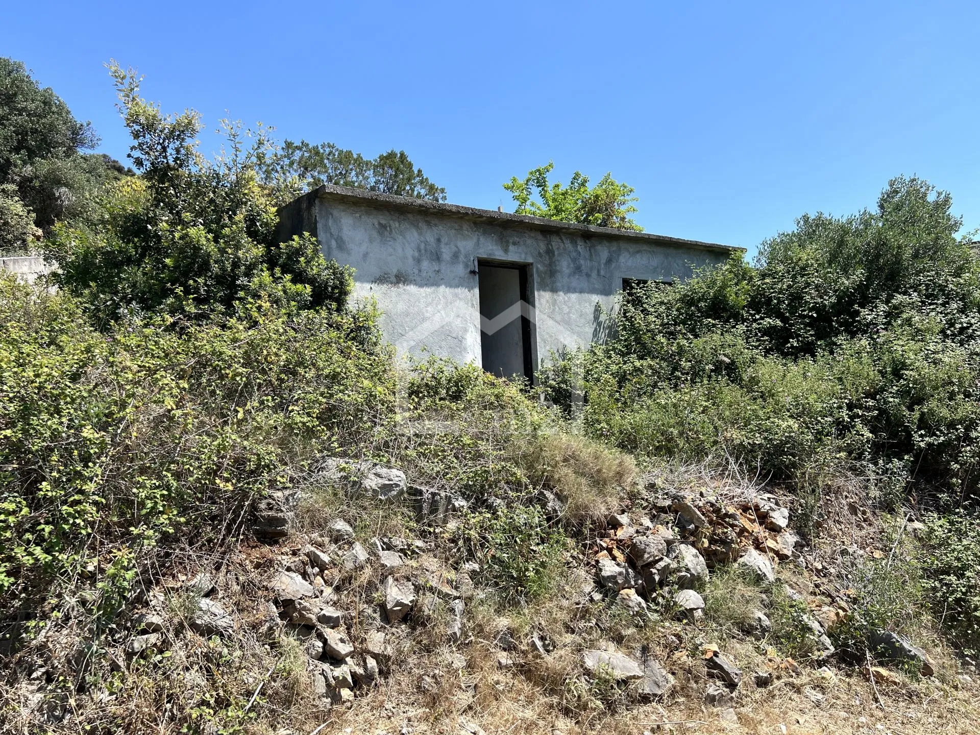 građevno - pogled i započeta gradnja - slika 4