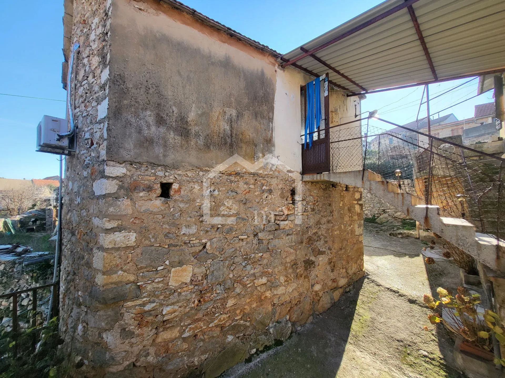 hvar,vrbanj,stare kuće - slika 27