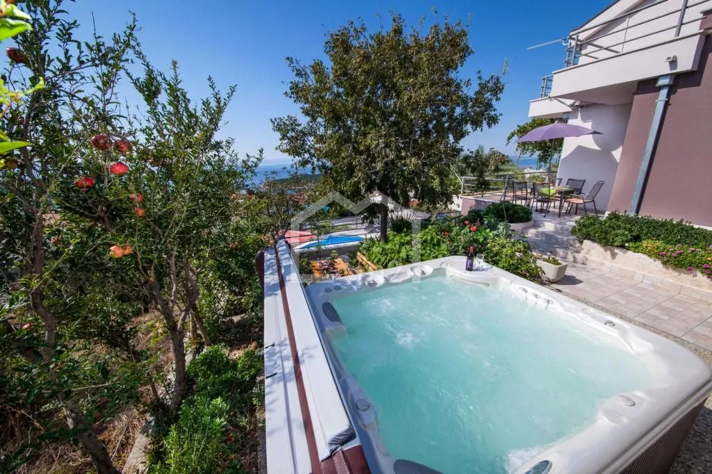 samostojeća vila,makarska - slika 2