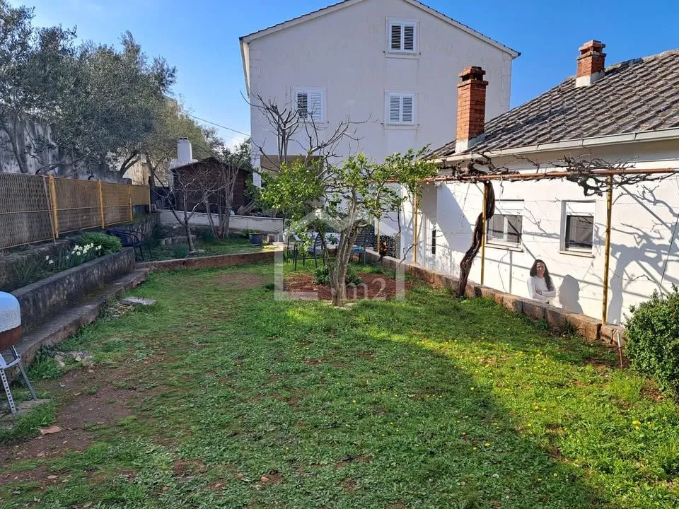 samostojeća kuća pogled i blizina mora - slika 6