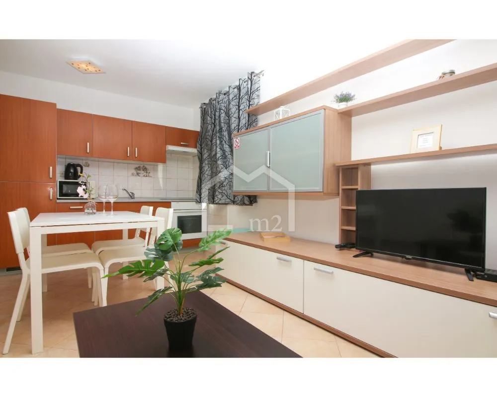 apartmanska kuća bazen i blizina mora - slika 49