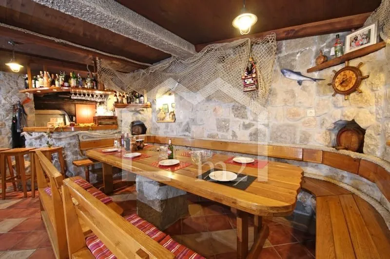 samostojeća vila,makarska - slika 11