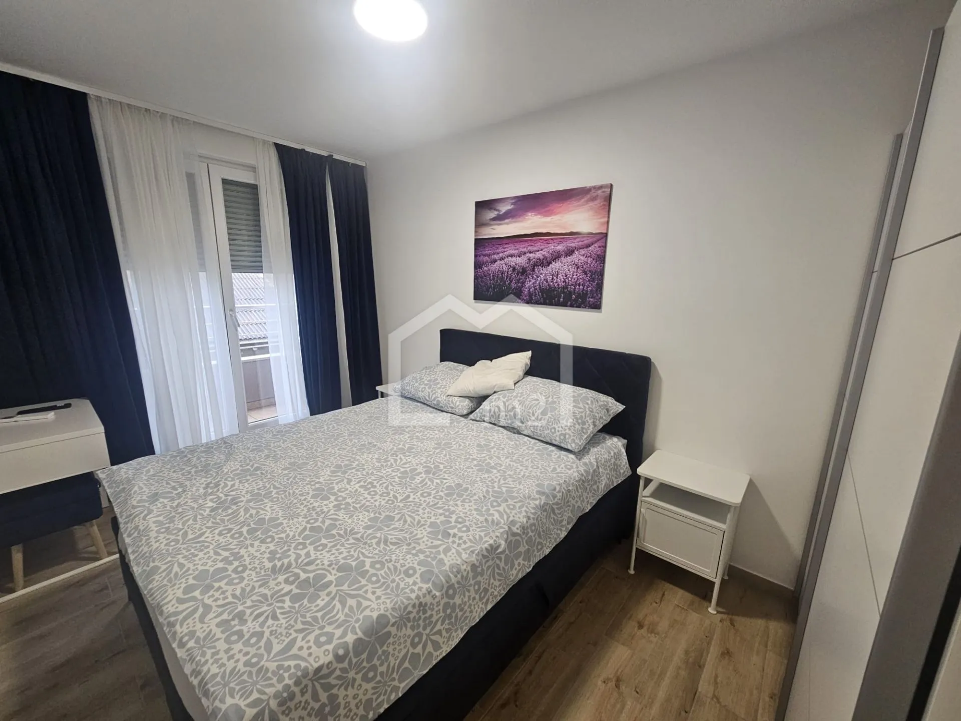 trosoban s garažom - dugoročno - slika 10