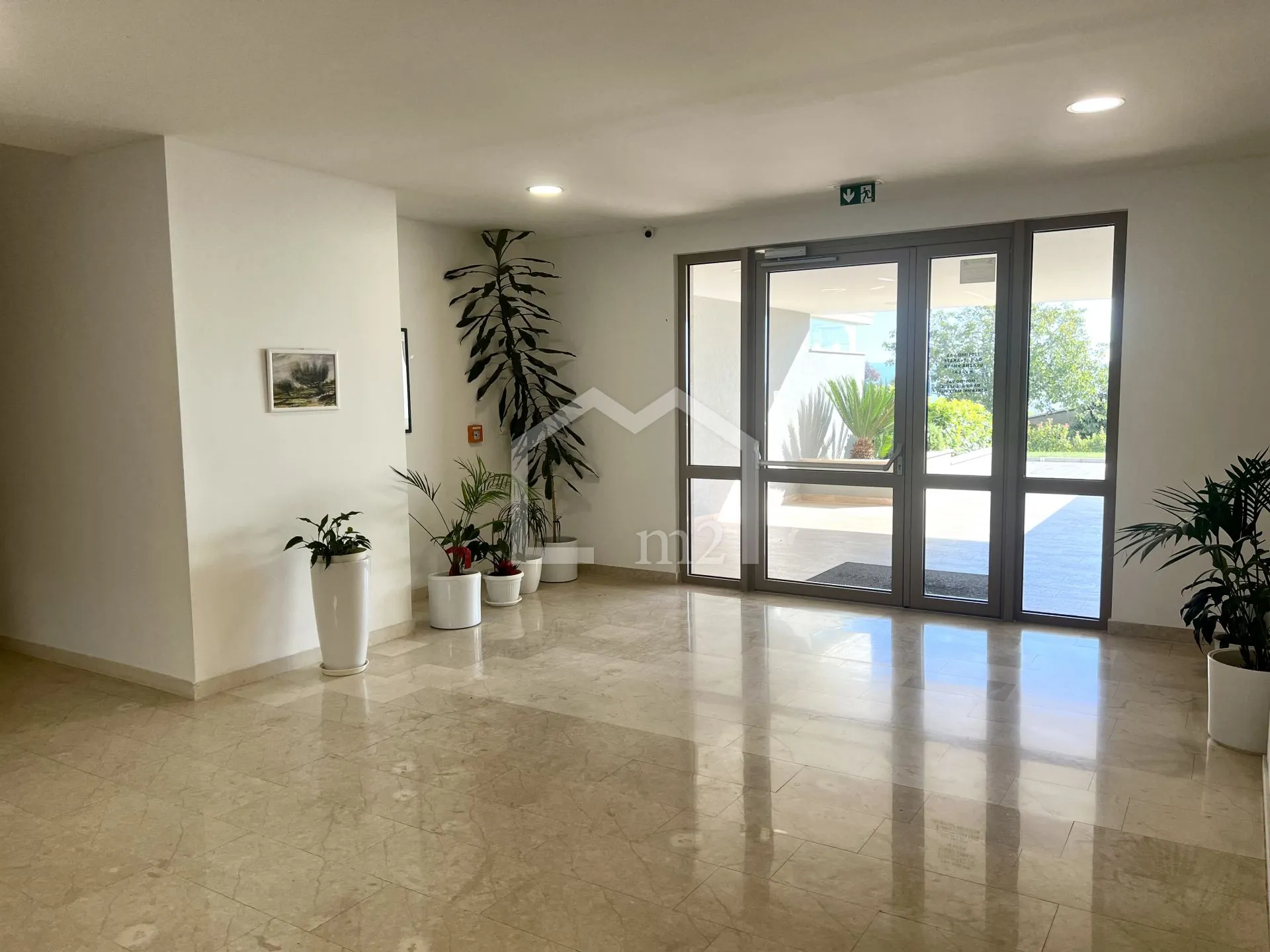 moderan dvosoban pogled i parking - slika 24