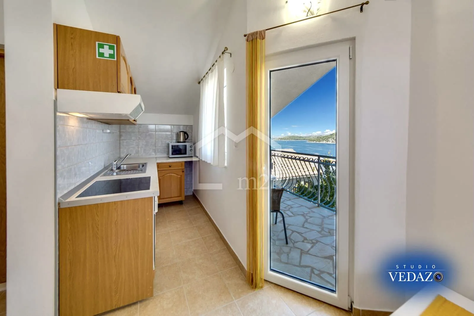 apartmanska kuća blizina mora - s vezom za brod - slika 10