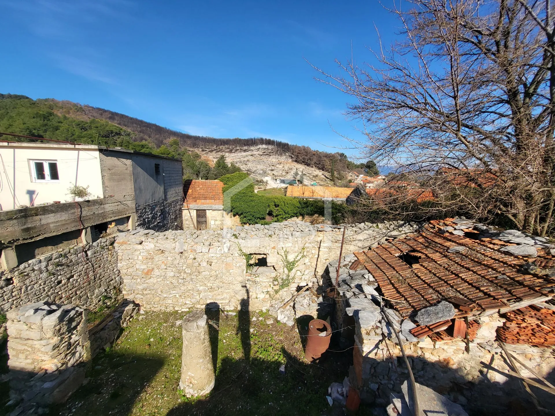 hvar,vrbanj,stare kuće - slika 11