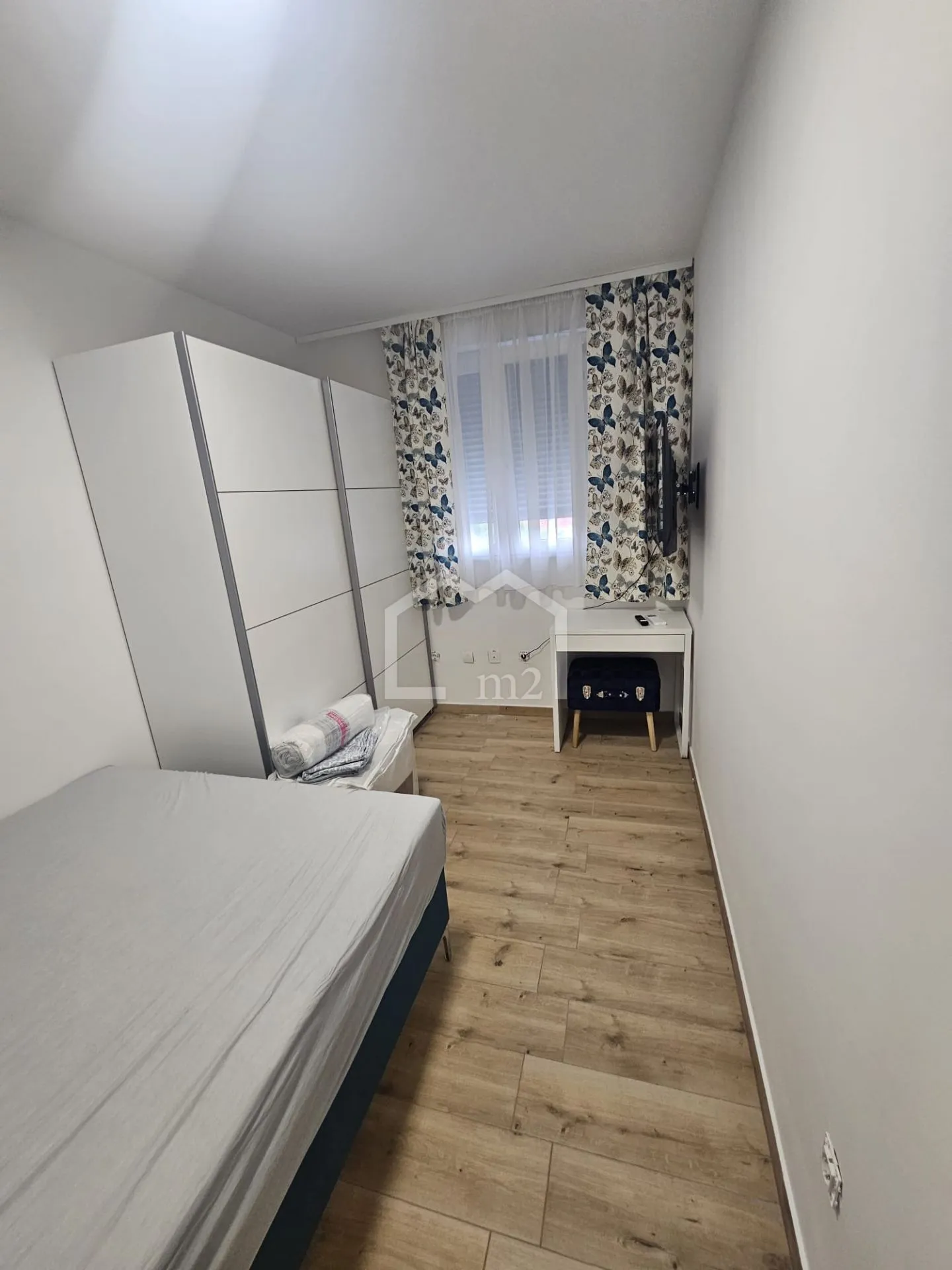 trosoban s garažom - dugoročno - slika 9