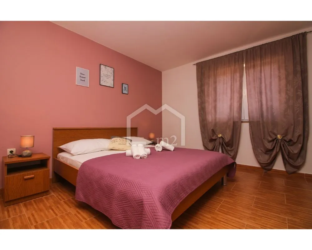 apartmanska kuća bazen i blizina mora - slika 51