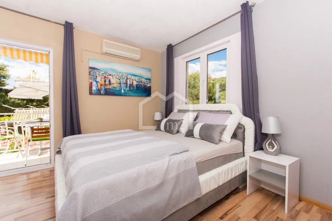 apartmanska kuća bazen i blizina mora - slika 33