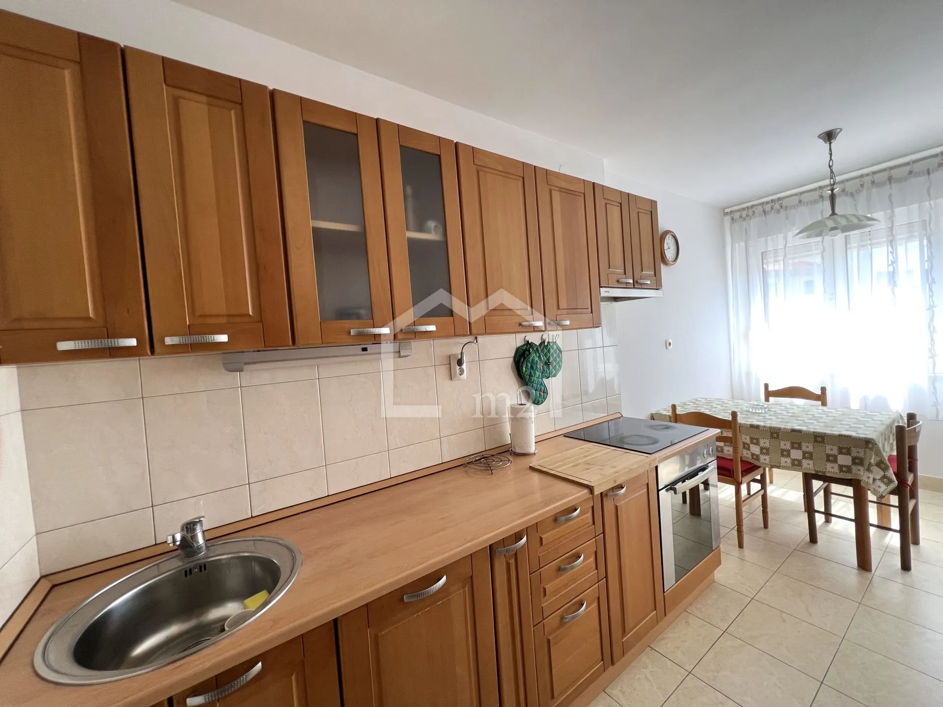 dugoročno komforan dvosoban blizina grada - slika 3