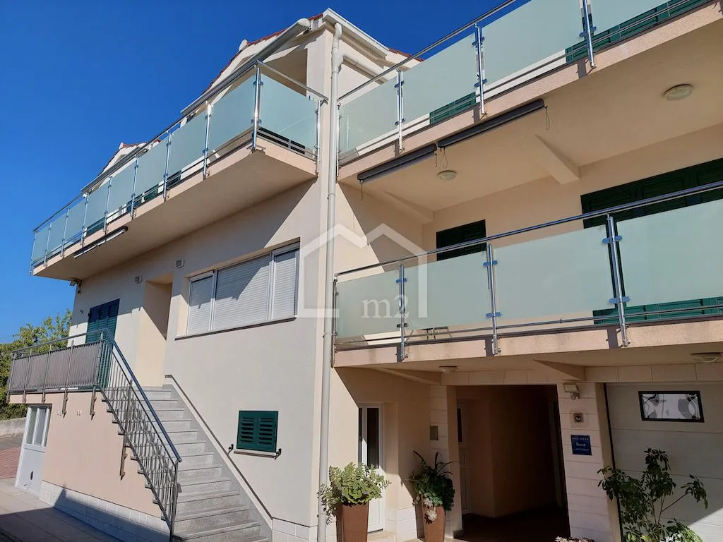 apartmanska kuća - blizina mora - slika 10