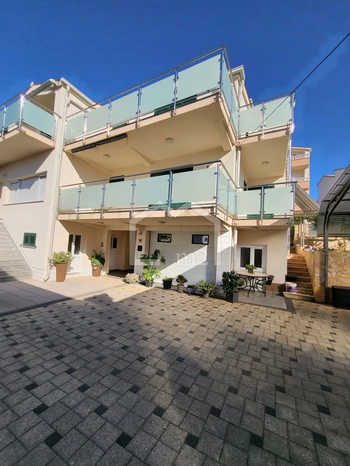 apartmanska kuća - blizina mora - slika 3
