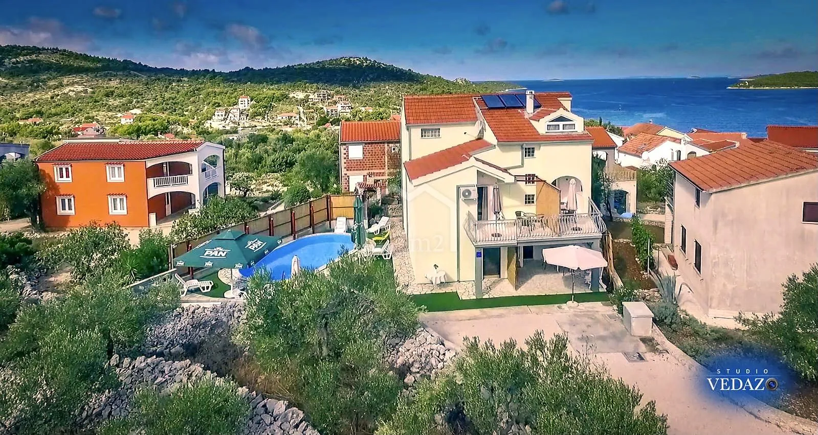 apartmanska kuća blizina mora - s vezom za brod - slika 2