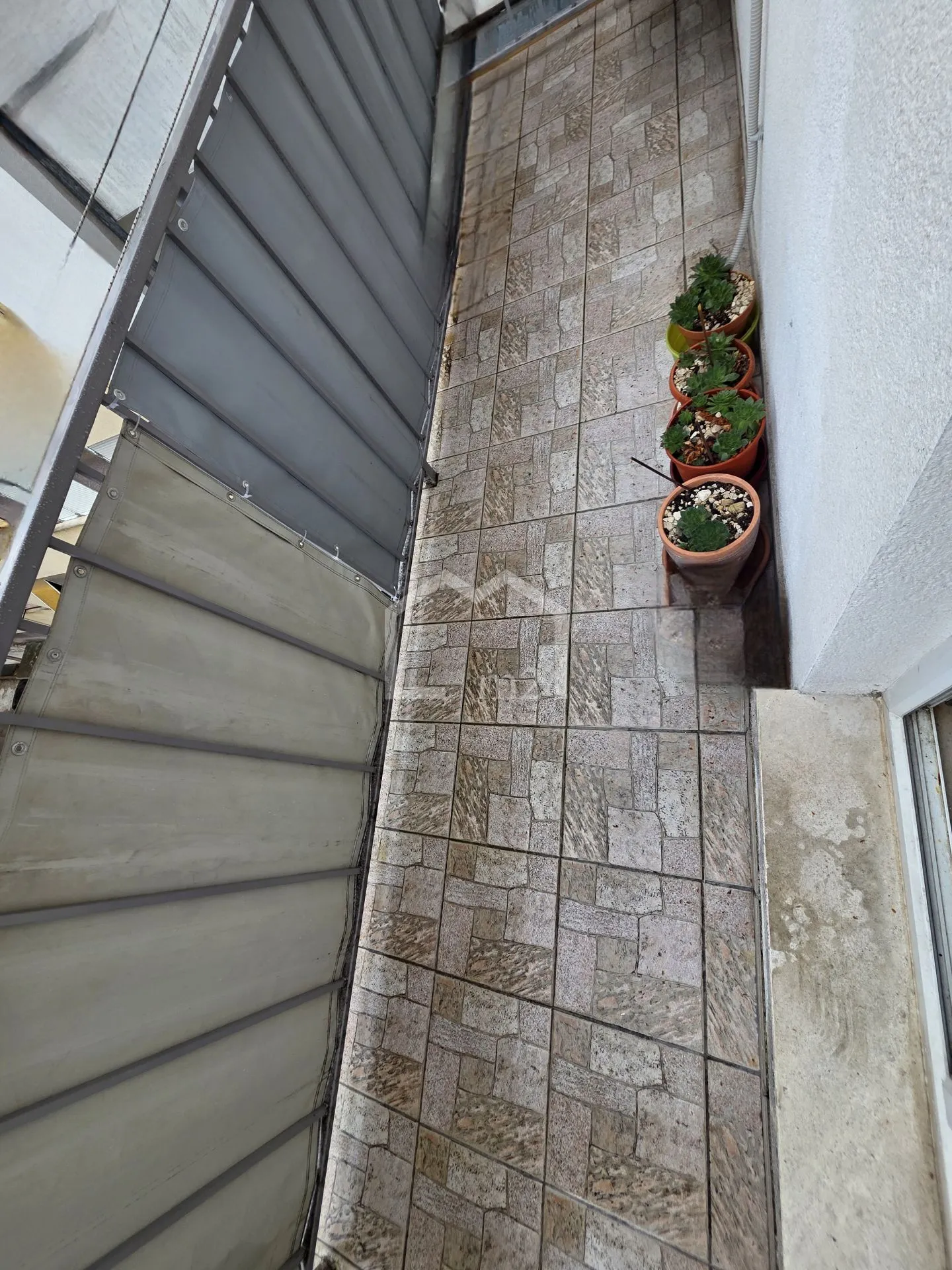šarmantan građanski stan – brodarica,split - slika 7