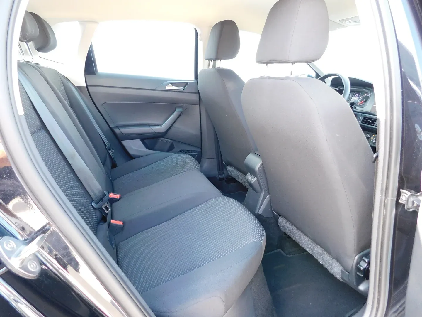 12421 volkswagen polo trendline - slika 11