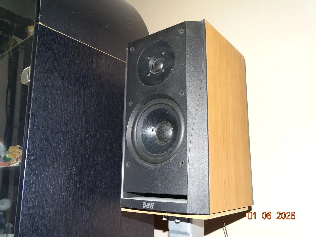 bowers & wilkins dm302 - slika 2