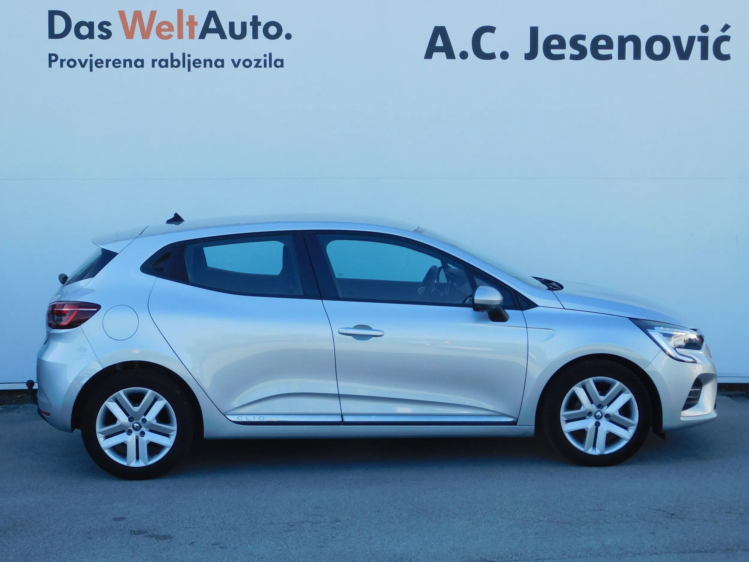 13572 renault clio tce 90 intens - slika 10