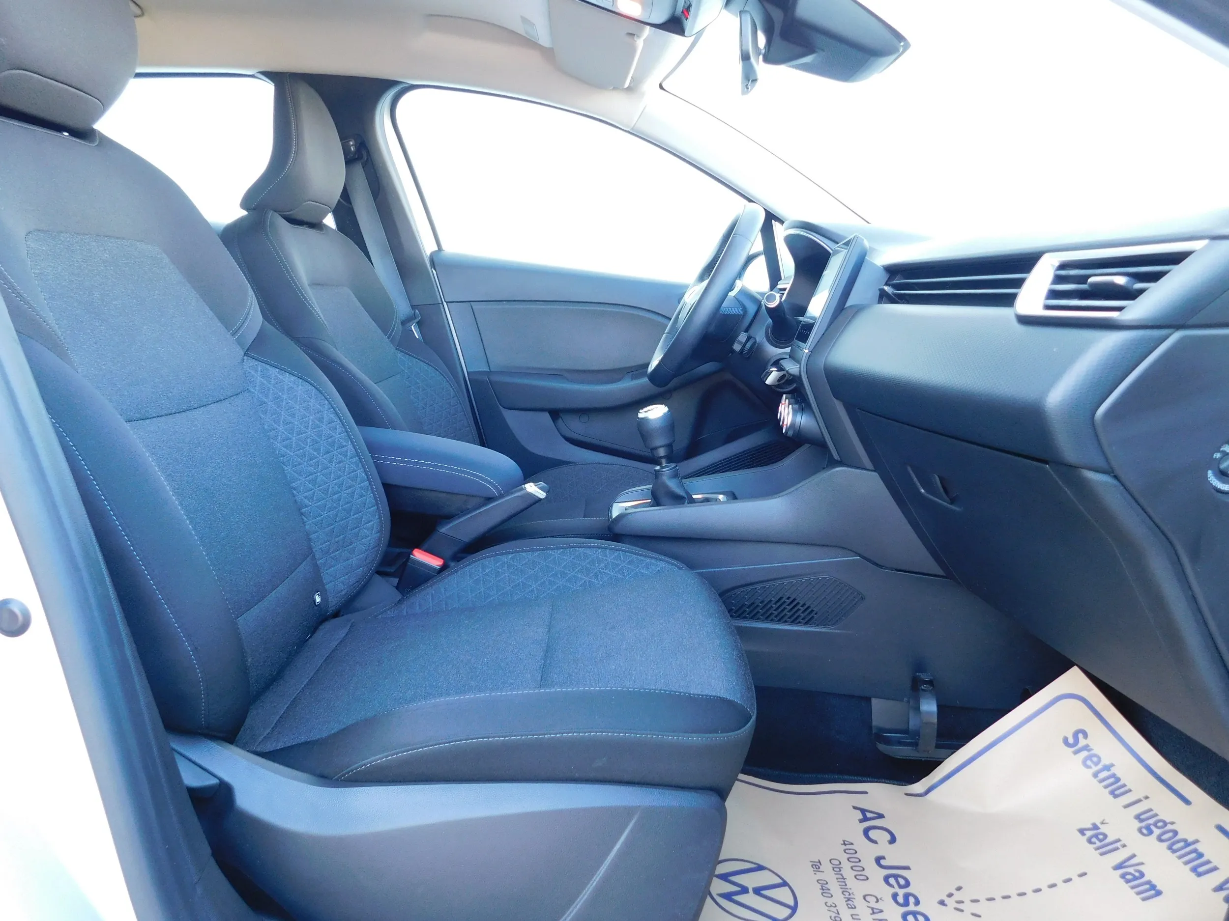 13574 renault clio tce 90 intens - slika 7