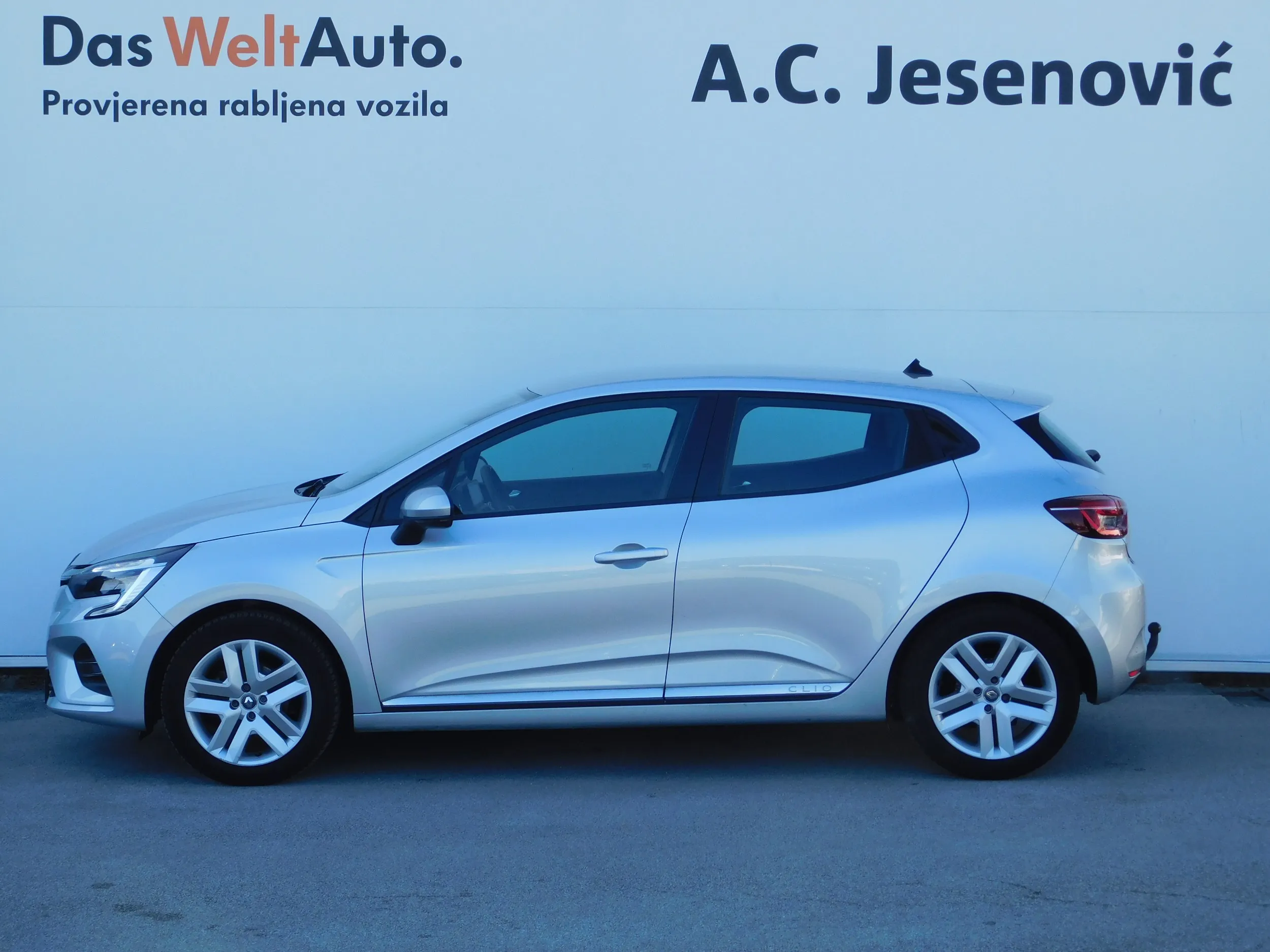 13573 renault clio tce 90 intens - slika 9