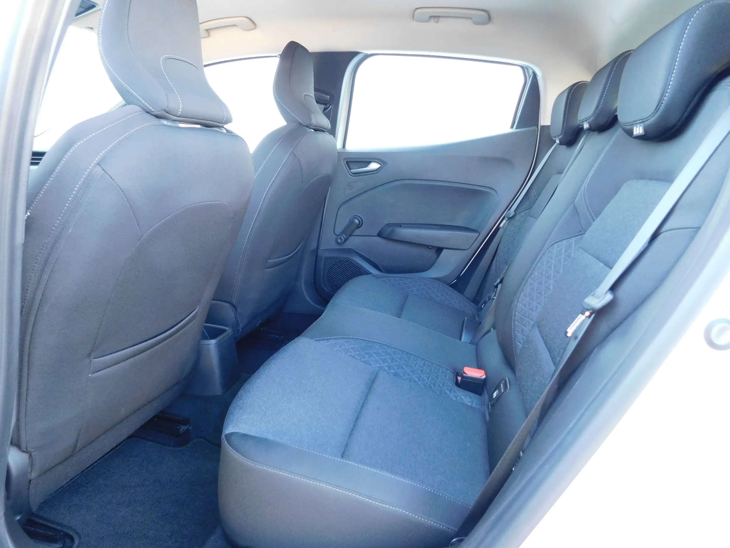 13573 renault clio tce 90 intens - slika 10