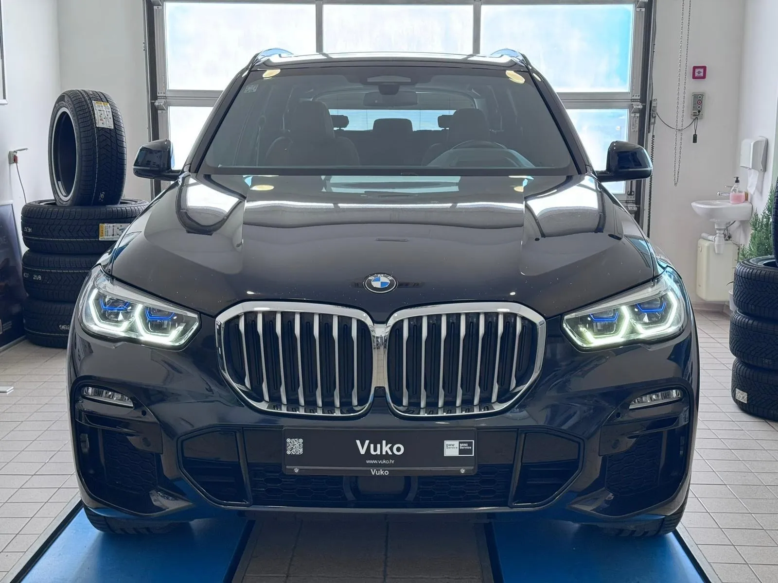 bmw x5 xdrive30d m sport - slika 6