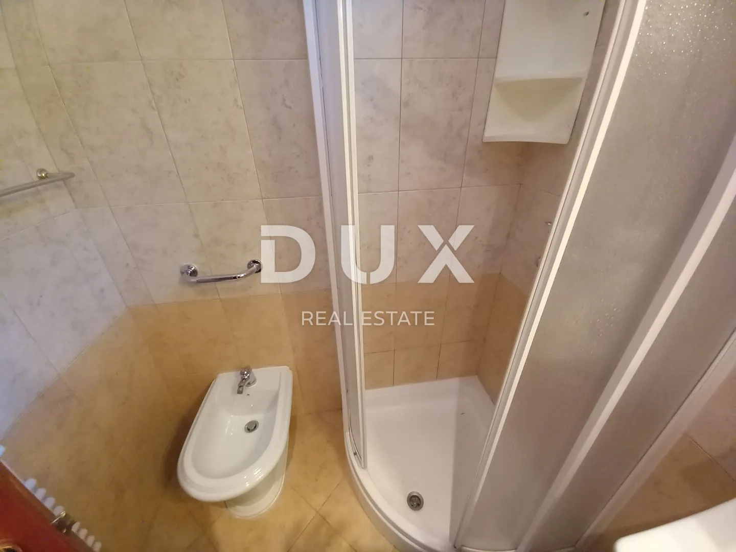 opatija, lovran - predivna vila s bazenom u centru blizu mora - slika 24