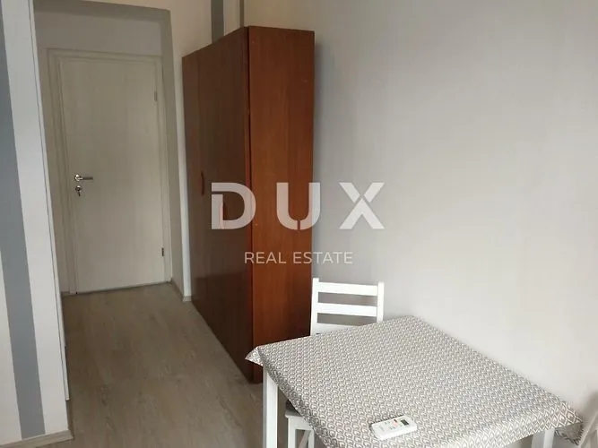 istra, pula - apartmanska kuća u strogome centru s bazenom i okućnicom - slika 41