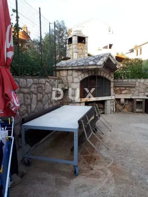 otok cres - kuća sa velikim potencijalom 200m do mora - slika 35