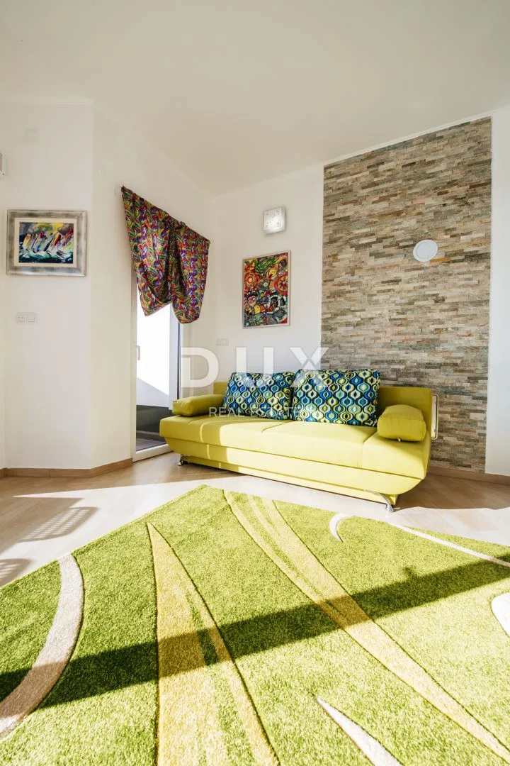 otok pag, košljun - vila pored mora sa 4 apartmana - slika 22