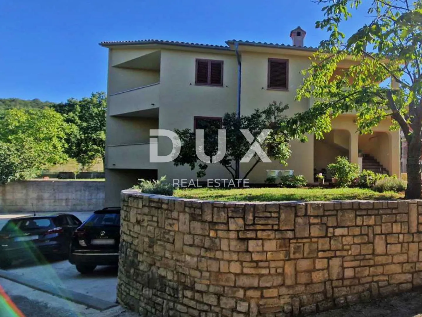 istra, labin - apartmanska kuća u predgrađu - slika 5