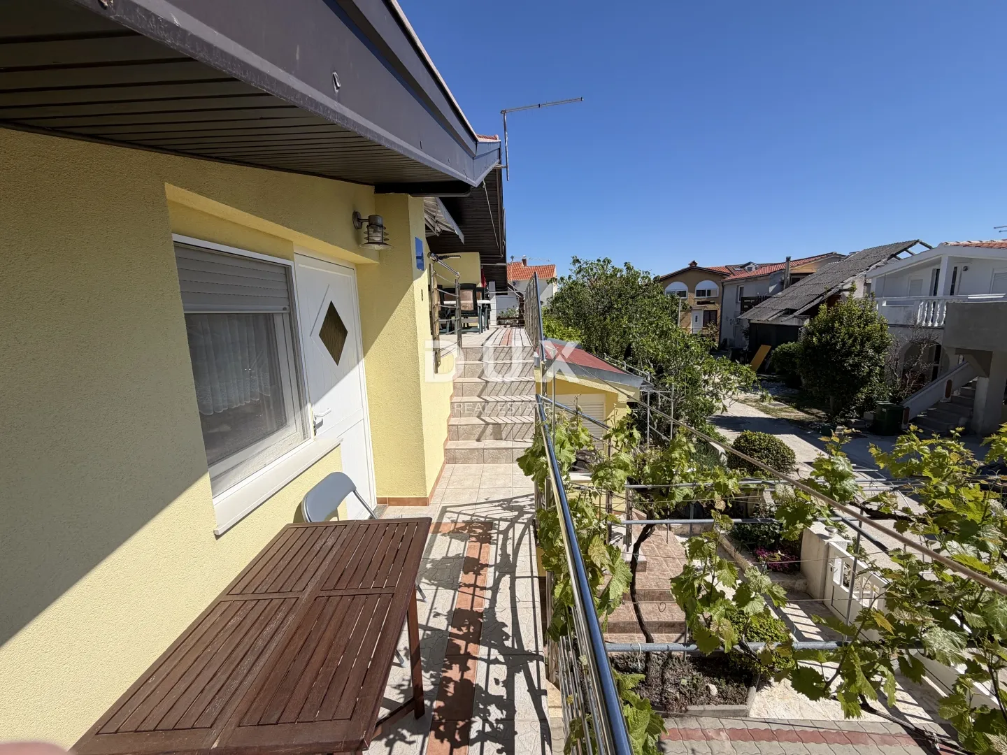 vrsi,zukve-apartmanska kuća 150m od mora - slika 14