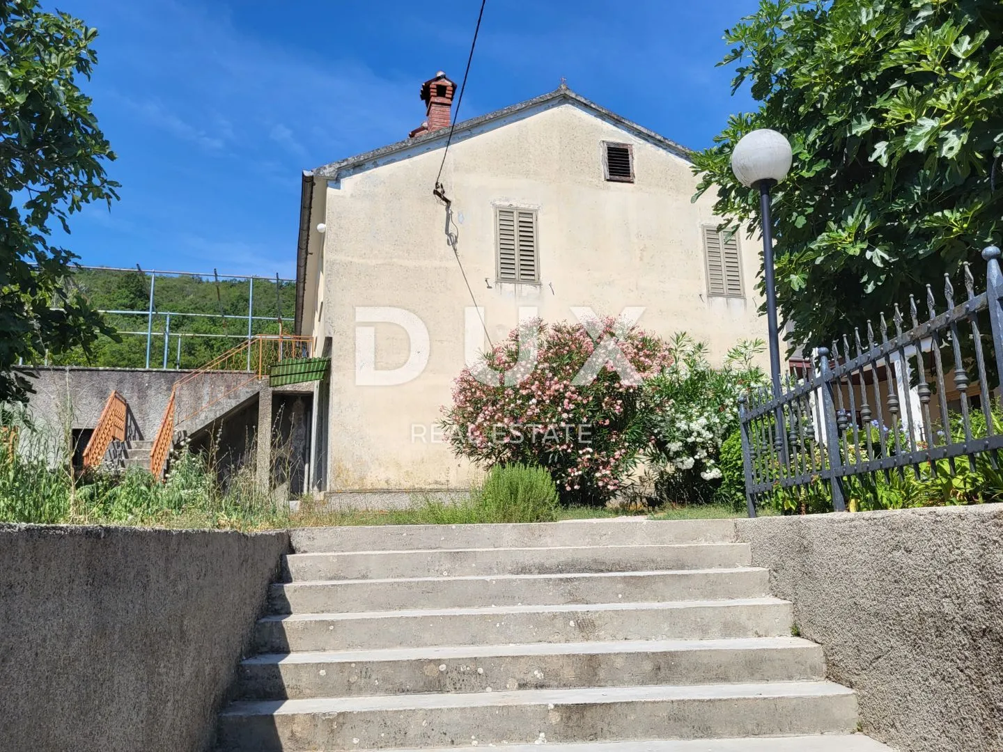 istra, labin - samostojeća kuća za adaptaciju s pogledom na more - slika 3