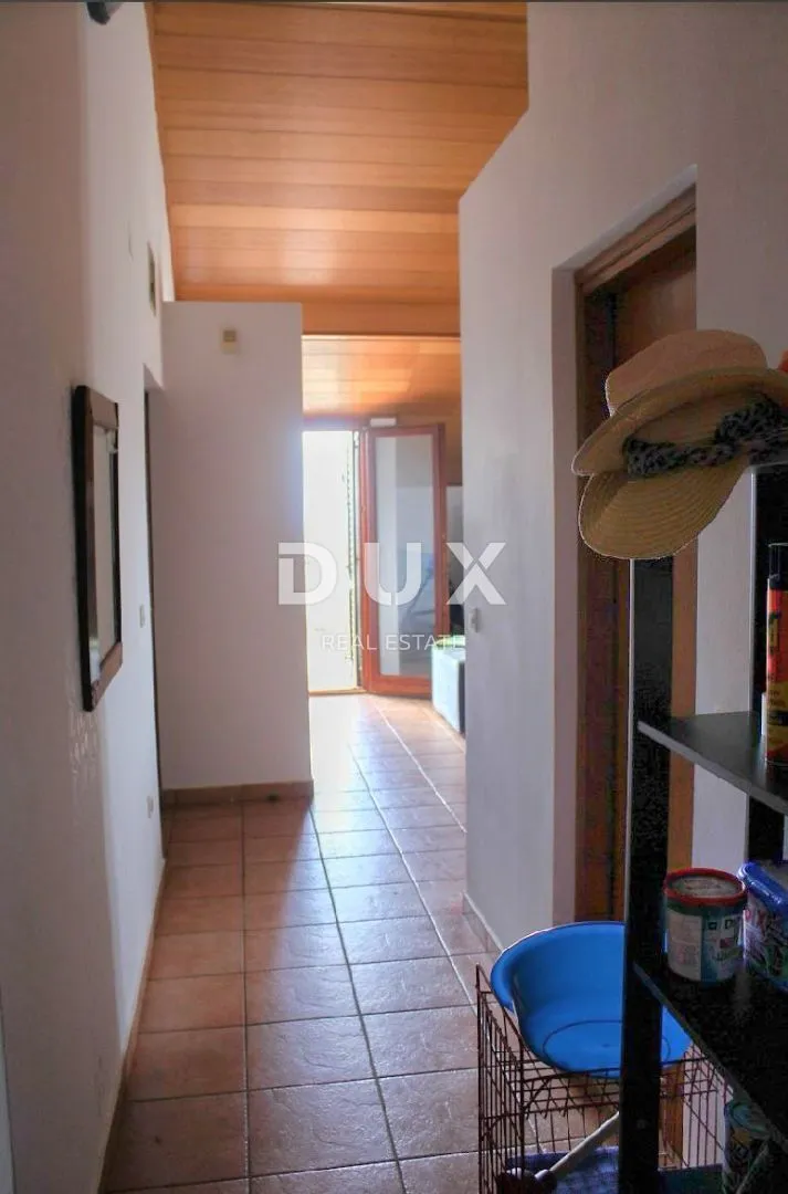 otok krk, njivice - lijepi apartman s velikom terasom - slika 12