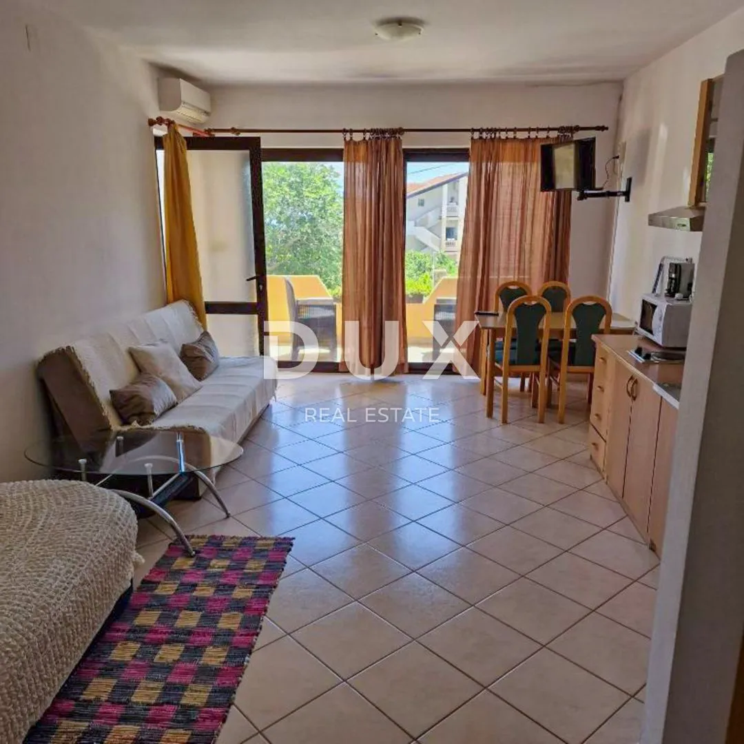 otok rab, lopar - kuća sa 6 apartmana pored rajske plaže - slika 19