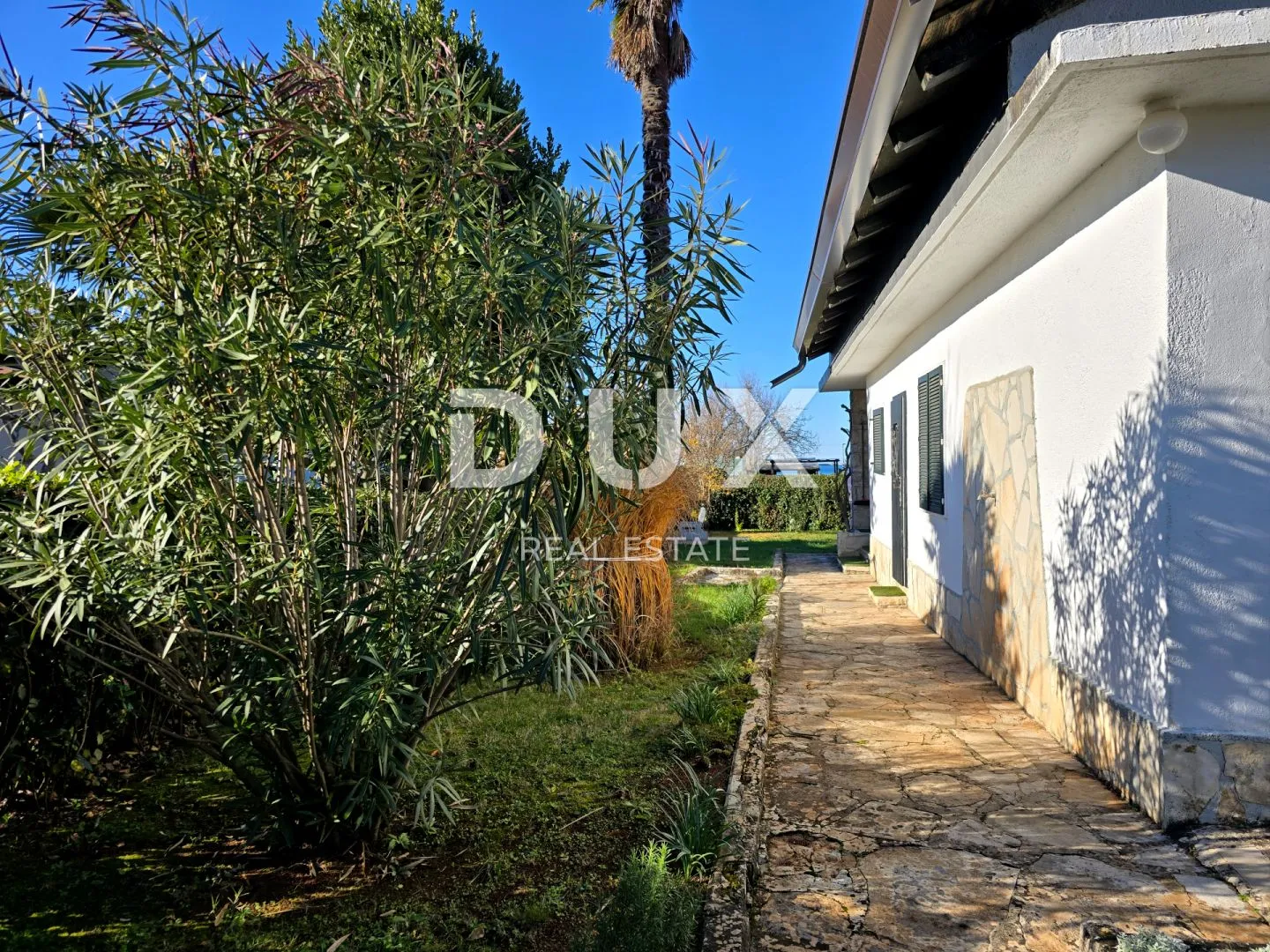 istra, novigrad - kuća uz more - slika 12
