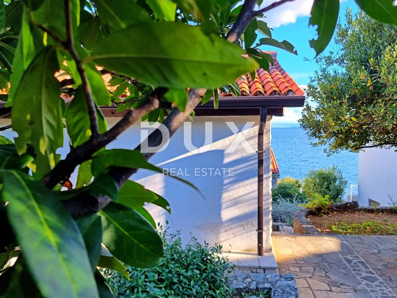 istra, rabac - komadić raja uz more - slika 4