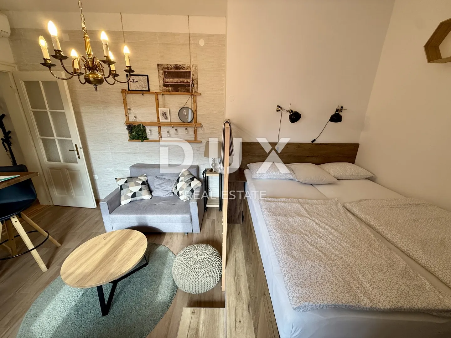 zagreb, centar - dvoetažni stan s tri apartmana i odličnim prihodima! - slika 20
