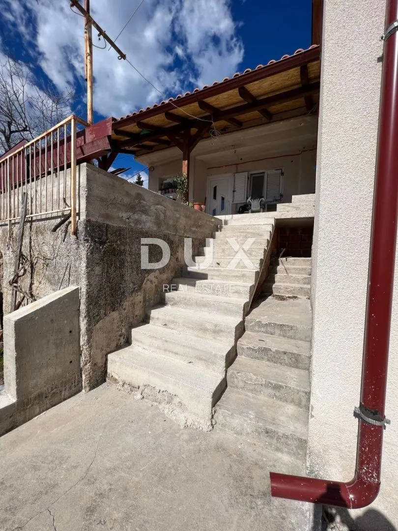 kostrena- dvojna kuća, 5 apartmana, pogled!!! - slika 7
