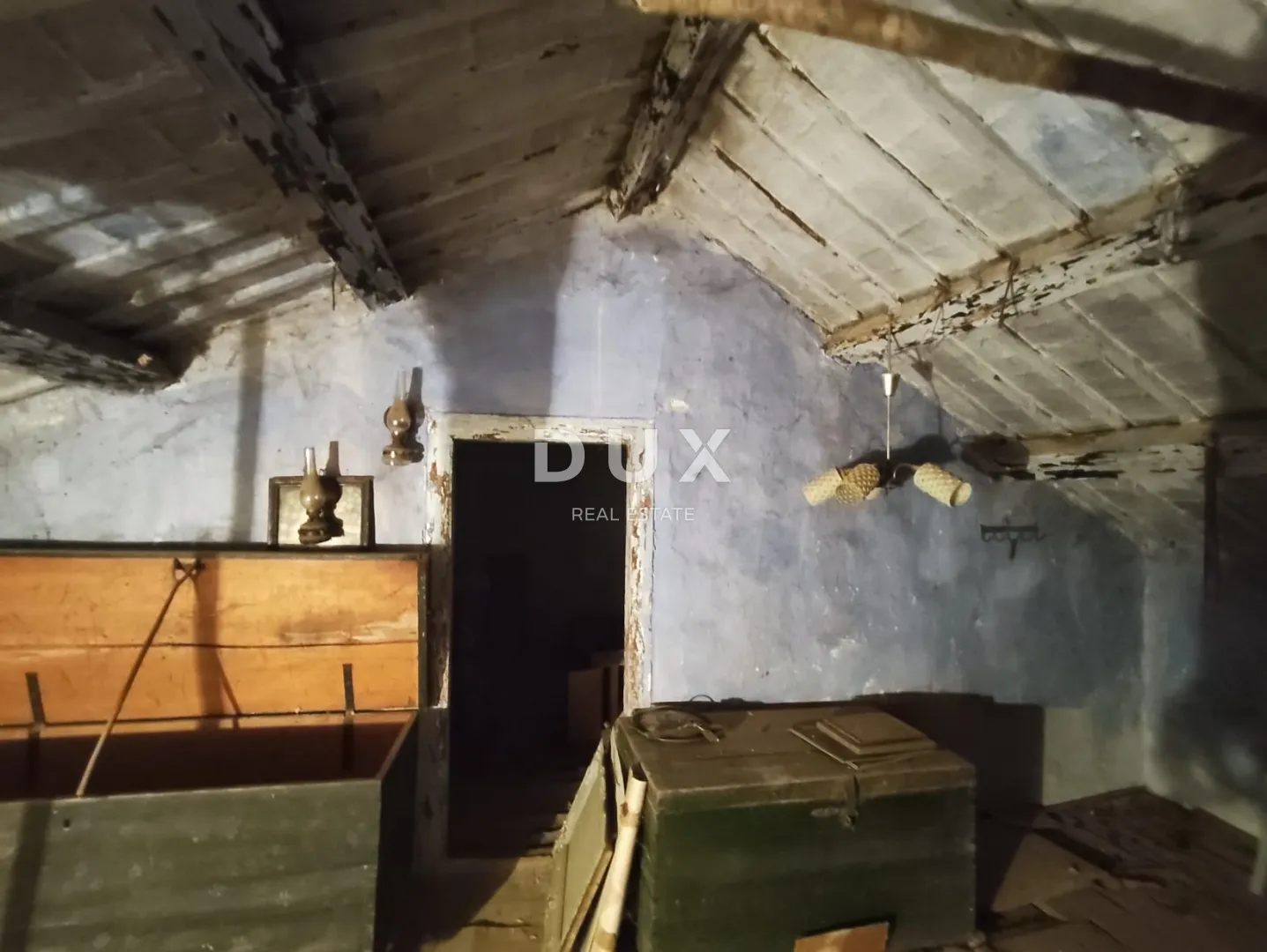 istra, peruški - kamena kuća za adaptaciju - slika 33
