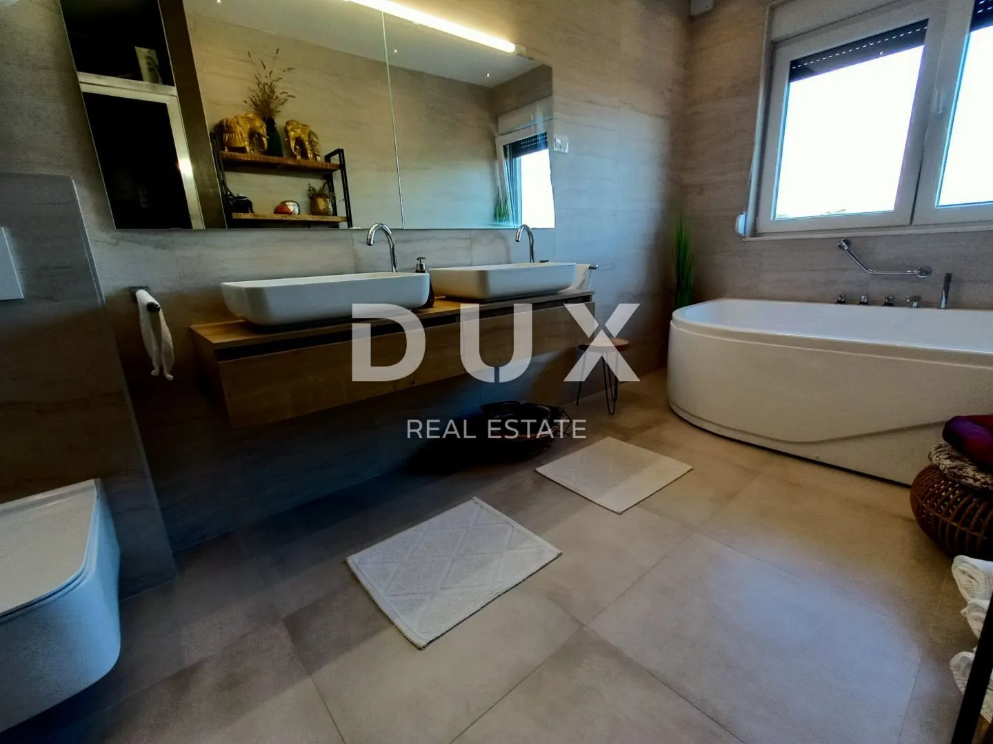 zadar, drage - prekrasna apartmanska vila s bazenom - slika 16