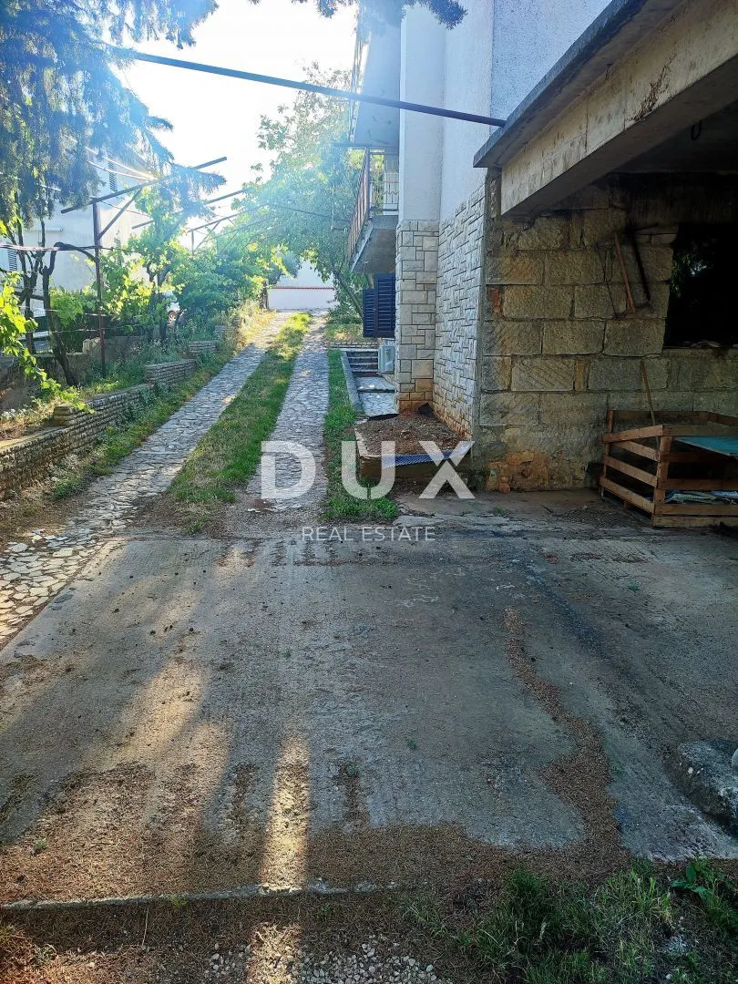 istra, pula - samostojeća kuća na velom vrhu 400m2 - slika 21