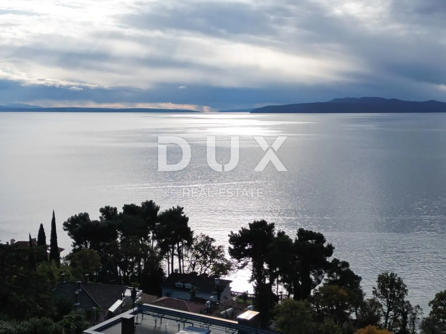 opatija - dio kuće s pogledom na more s 2 stana i 1 apartmanom - slika 16
