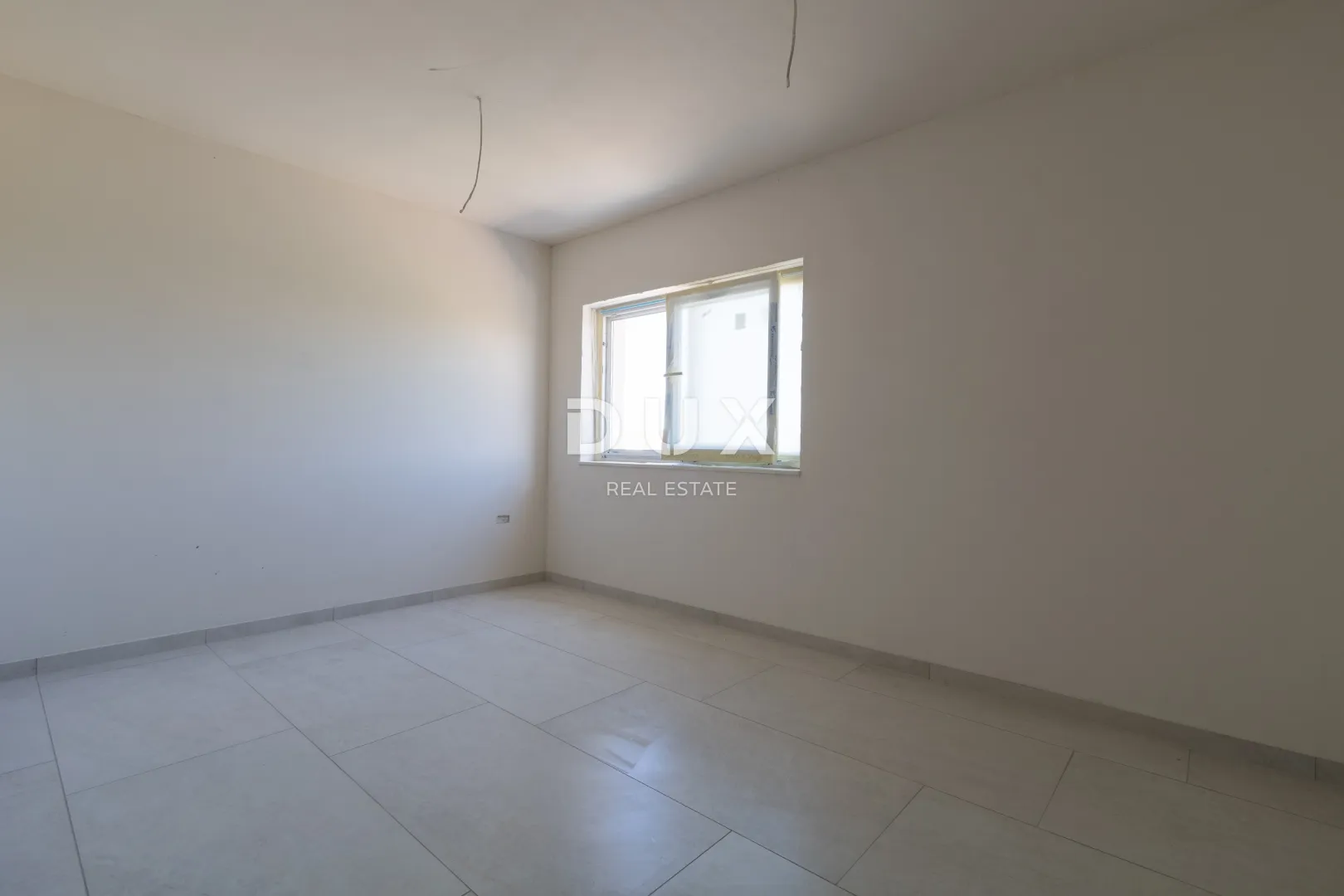 vodice, trosobni stan, drugi kat, 73,28 m² - slika 5