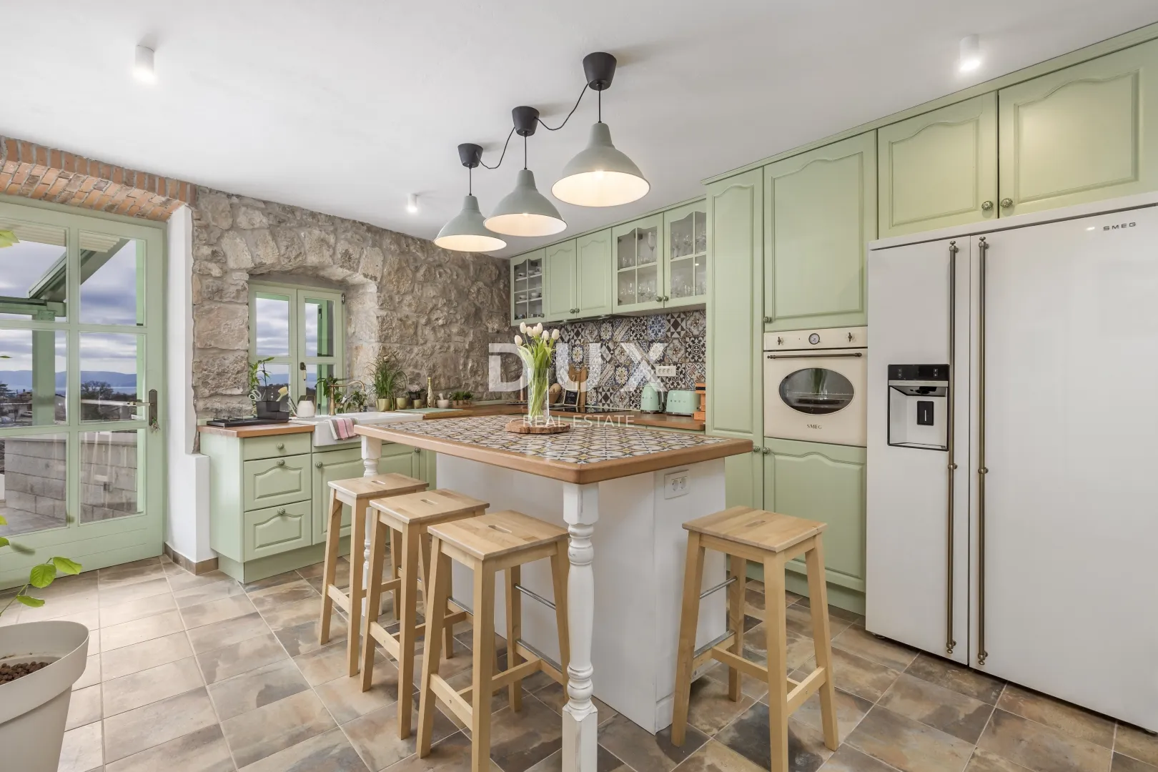 kvarner, grobnik, autohtona kamena kuća, 250 m2, kompletno uređena, pogled - slika 6
